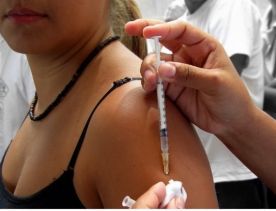 Los varones adolescentes deberán aplicarse la vacuna contra el HPV
