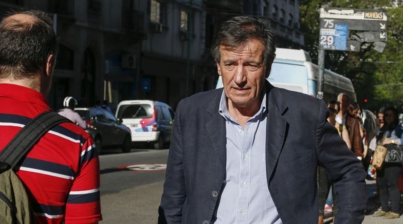 El Presidente de Vélez, contra Boca: “Te elige hasta el árbitro y después pide que no se equivoque”