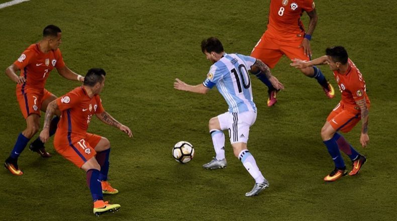 #Eliminatorias No hay mejor plan para hoy: @Argentina ?? juega en casa frente a @LaRoja ?? ¡A ganar, cracks! ?